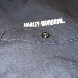 Harley-Davidson shirt